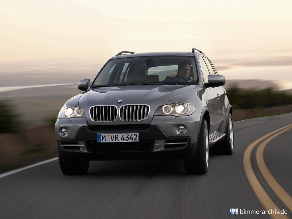 BMW X5 - Sports Activity Vehicle