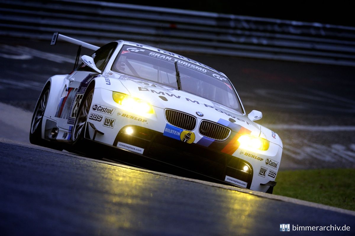 Team BMW Motorsport - BMW M3 GT2 - No 25