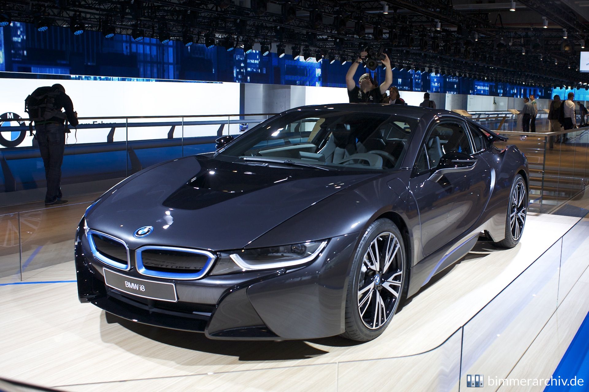 BMW i8