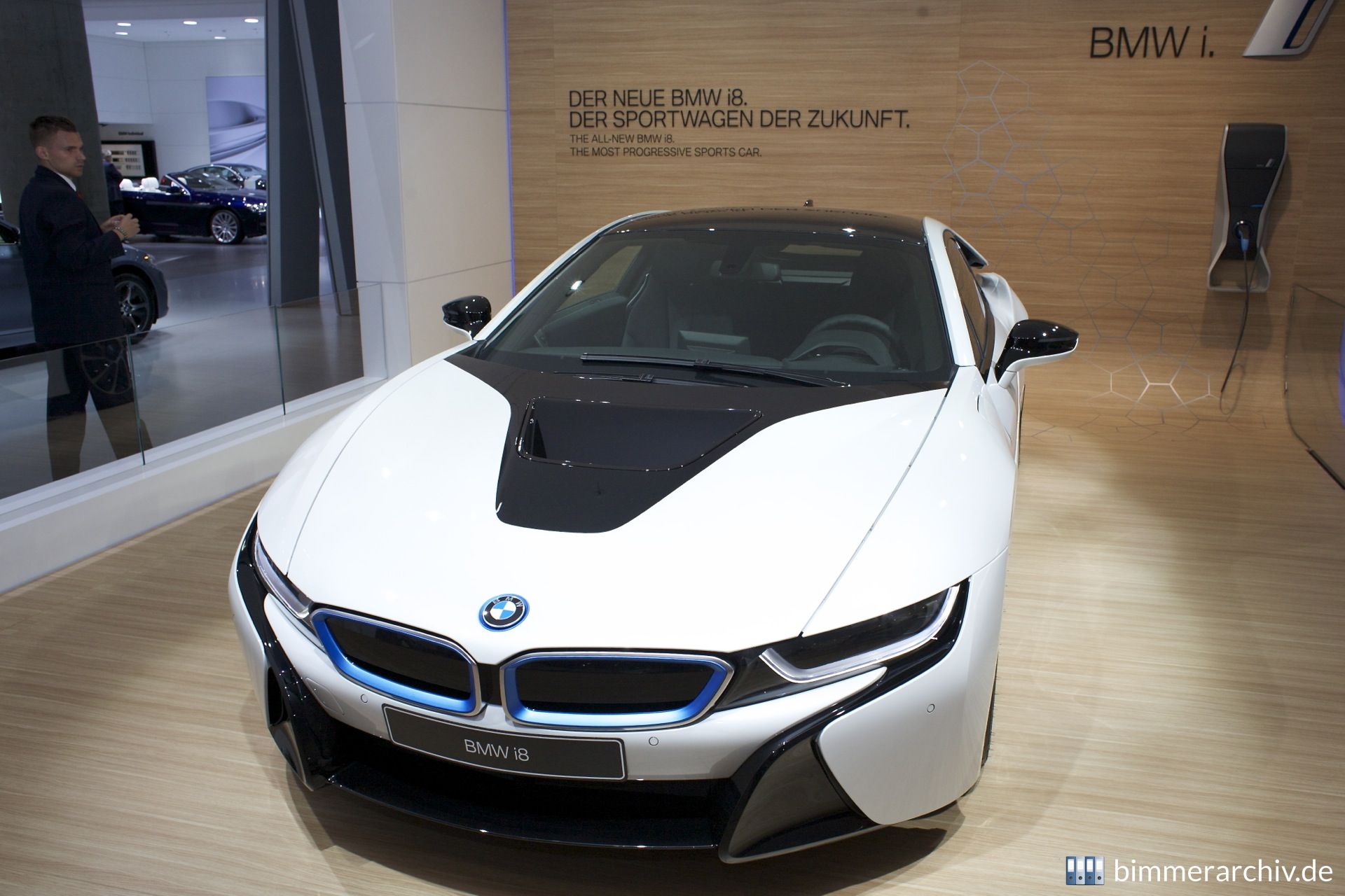 BMW i8