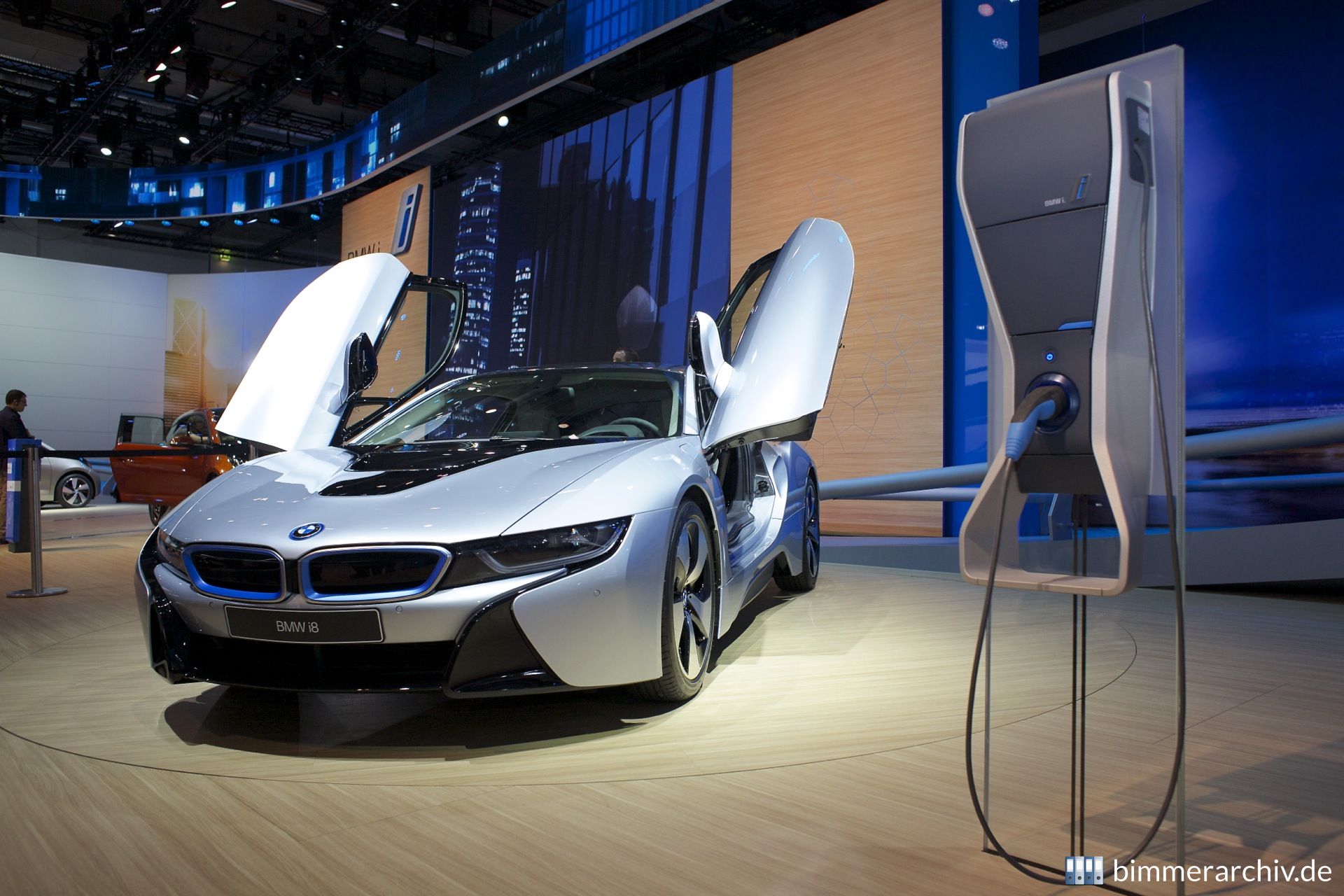 BMW i8