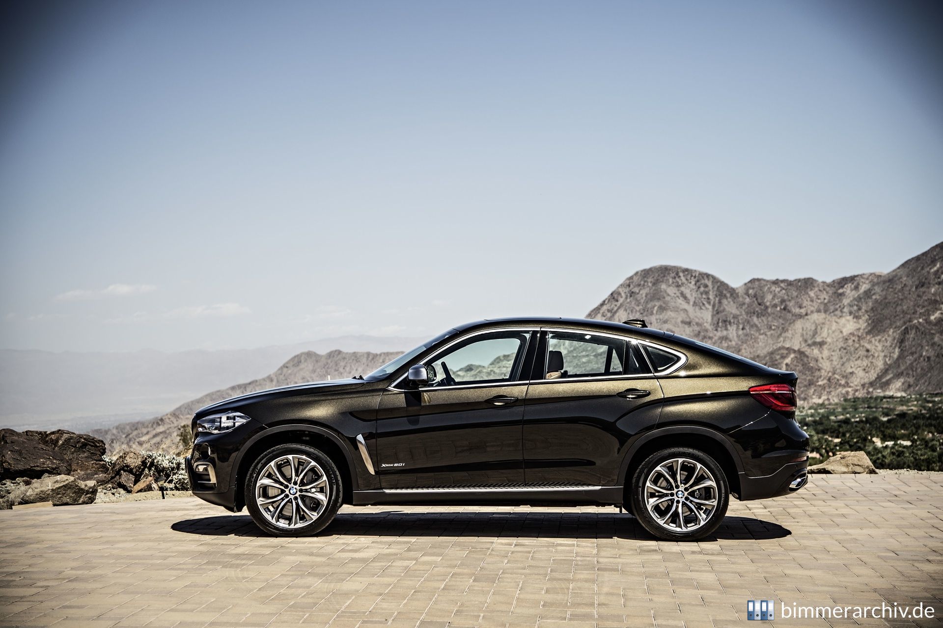 BMW X6 xDrive50i