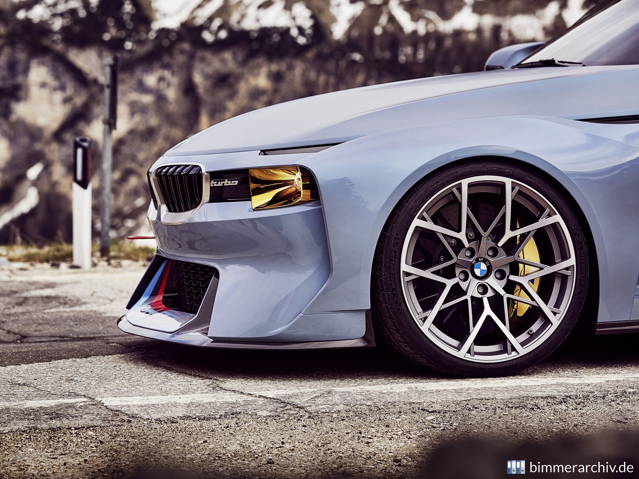 BMW 2002 Hommage