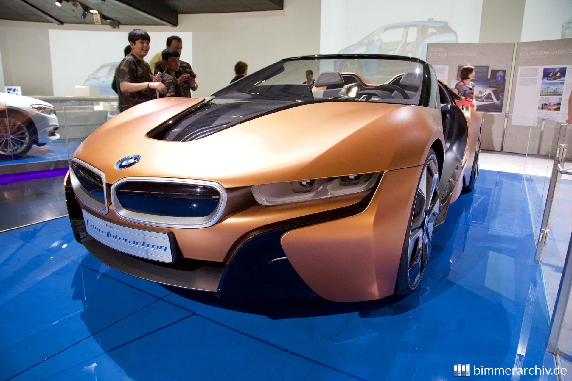 BMW i Vision Future Interaction