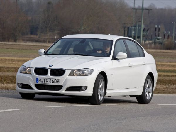 Baureihenarchiv für BMW Fahrzeuge · Galerie · BMW M47